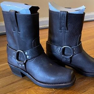 Frye Smoke Harness 8R Leather Distressed Square Toe Ankle Boots 6.5